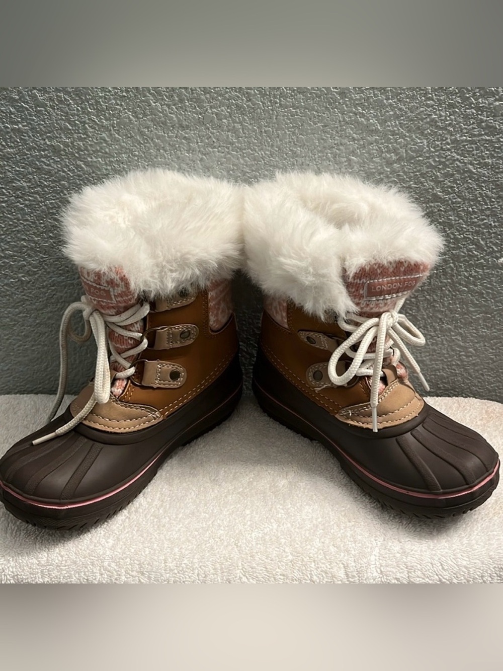 London fog toddler Brown Winter Duck Boots with Pink Knit Cuff and Faux-Fur Trim - Picture 3 of 12